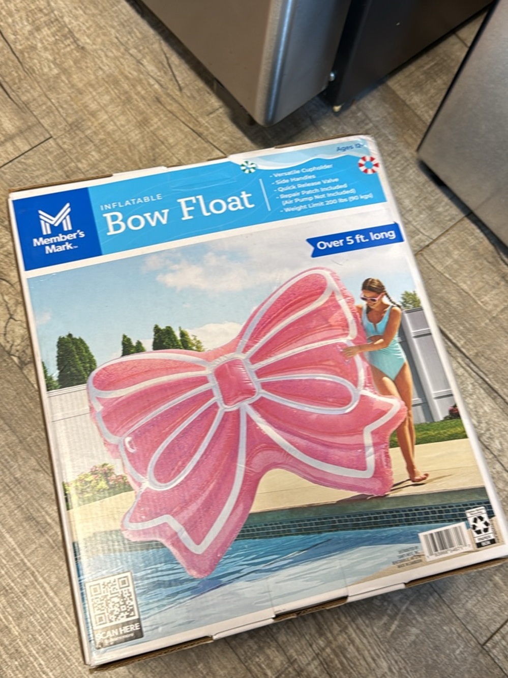Member's Mark Pink Inflatable Bow Float - Bright Pink Pool Lounger